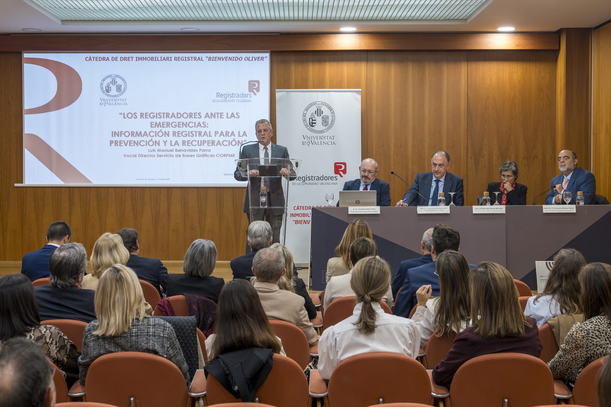 Cátedra Bienvenido Oliver